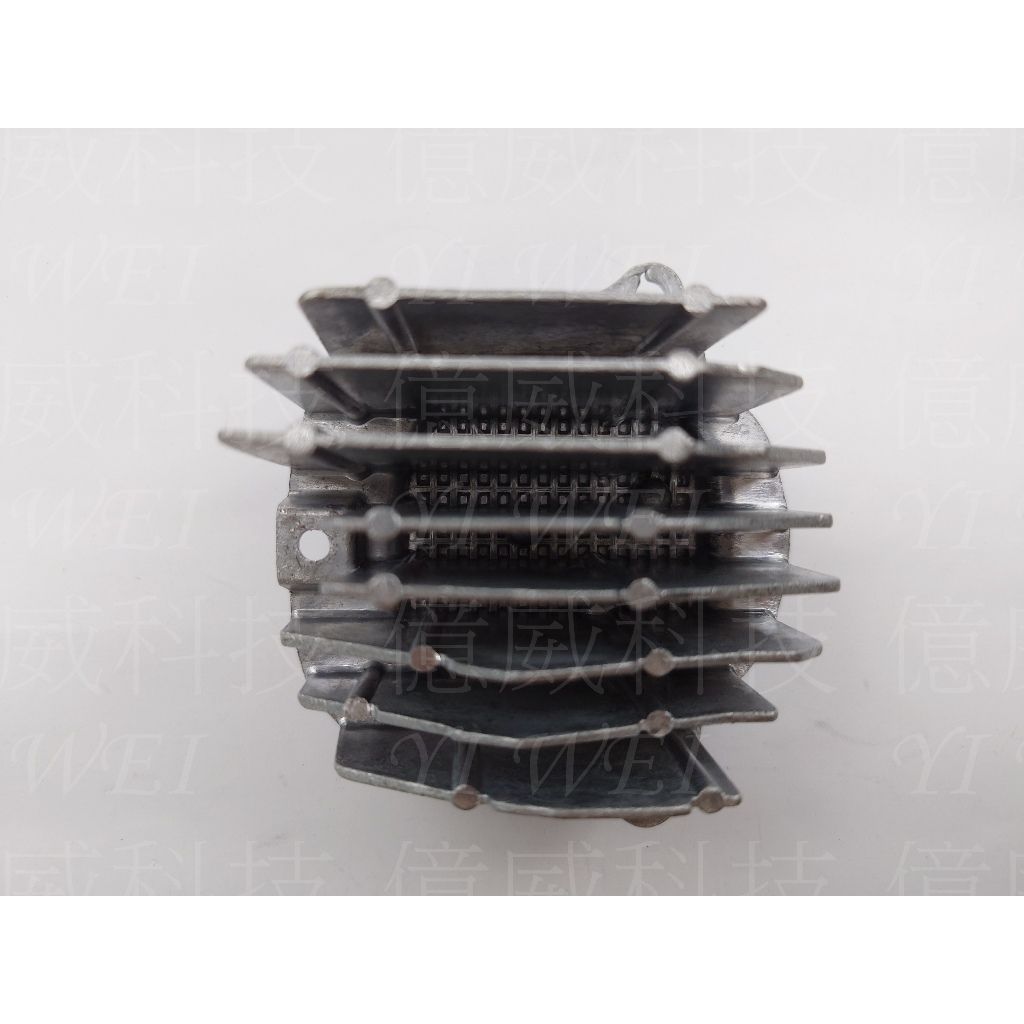 tw-11134207-7r98y-lzyob1xyj75g22