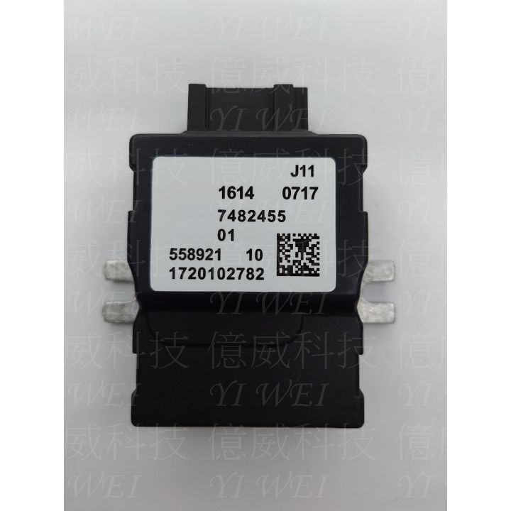 tw-11134207-7r990-lzzmgw1gr3zo7e