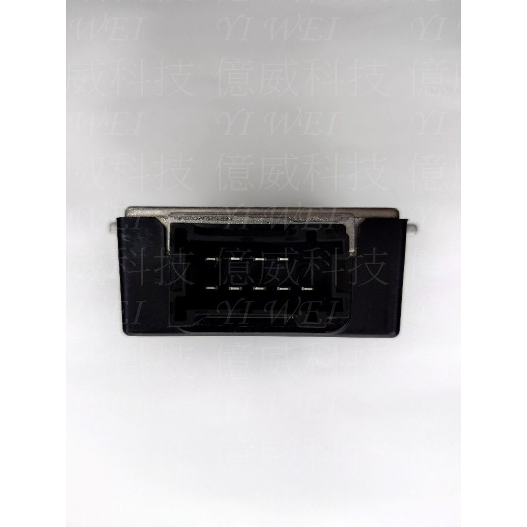 tw-11134207-7r98x-lzzmgw1gr40u69