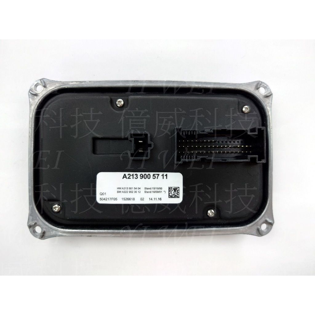 tw-11134207-7r98t-m016usi07cf3ea