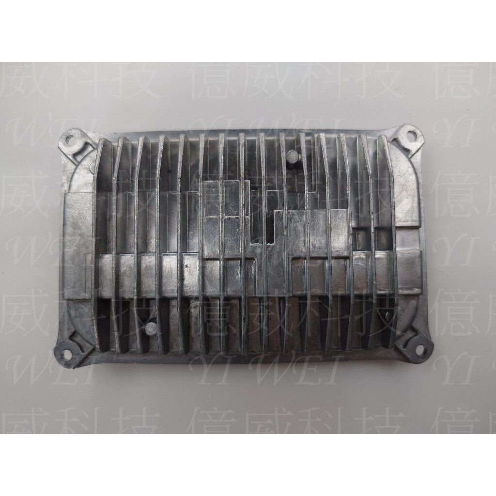 tw-11134207-7r98z-m013qln4menp78