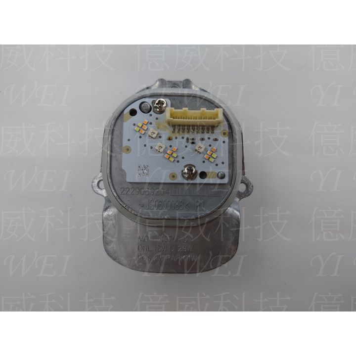 tw-11134207-7r98r-m012f0dtq9it42