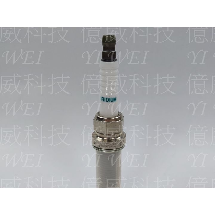 tw-11134207-7r990-lt50qm6gmsqwf1