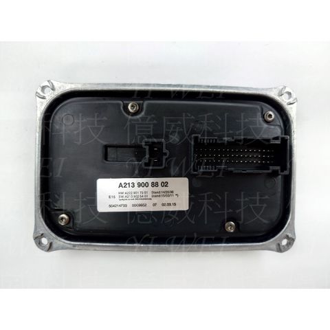 tw-11134207-7r98w-m01320v1e3051e