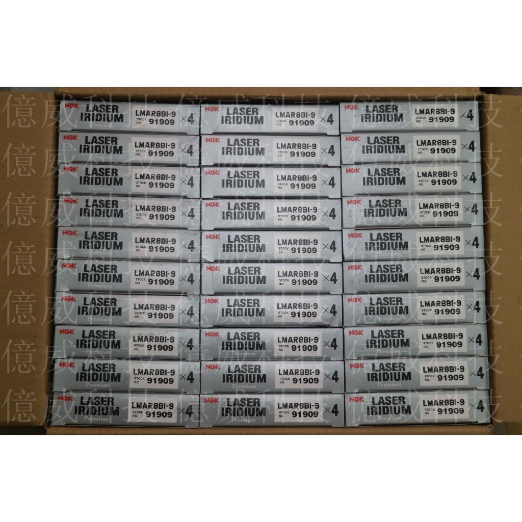 tw-11134207-23030-v37i28zebnovf1