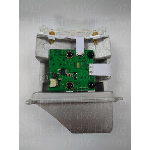 tw-11134207-7r98t-lyzy5iqzuuic4f