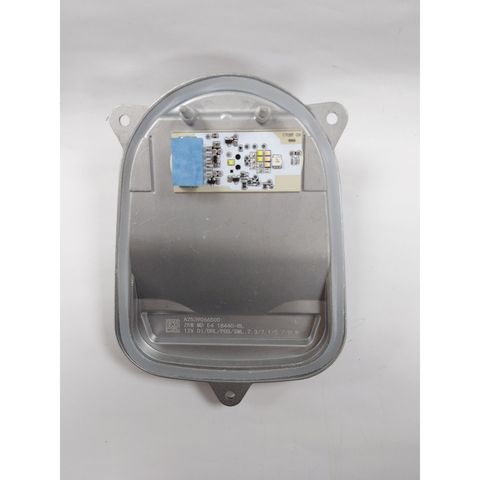 tw-11134207-7r98u-lyyki8yq9ng41a