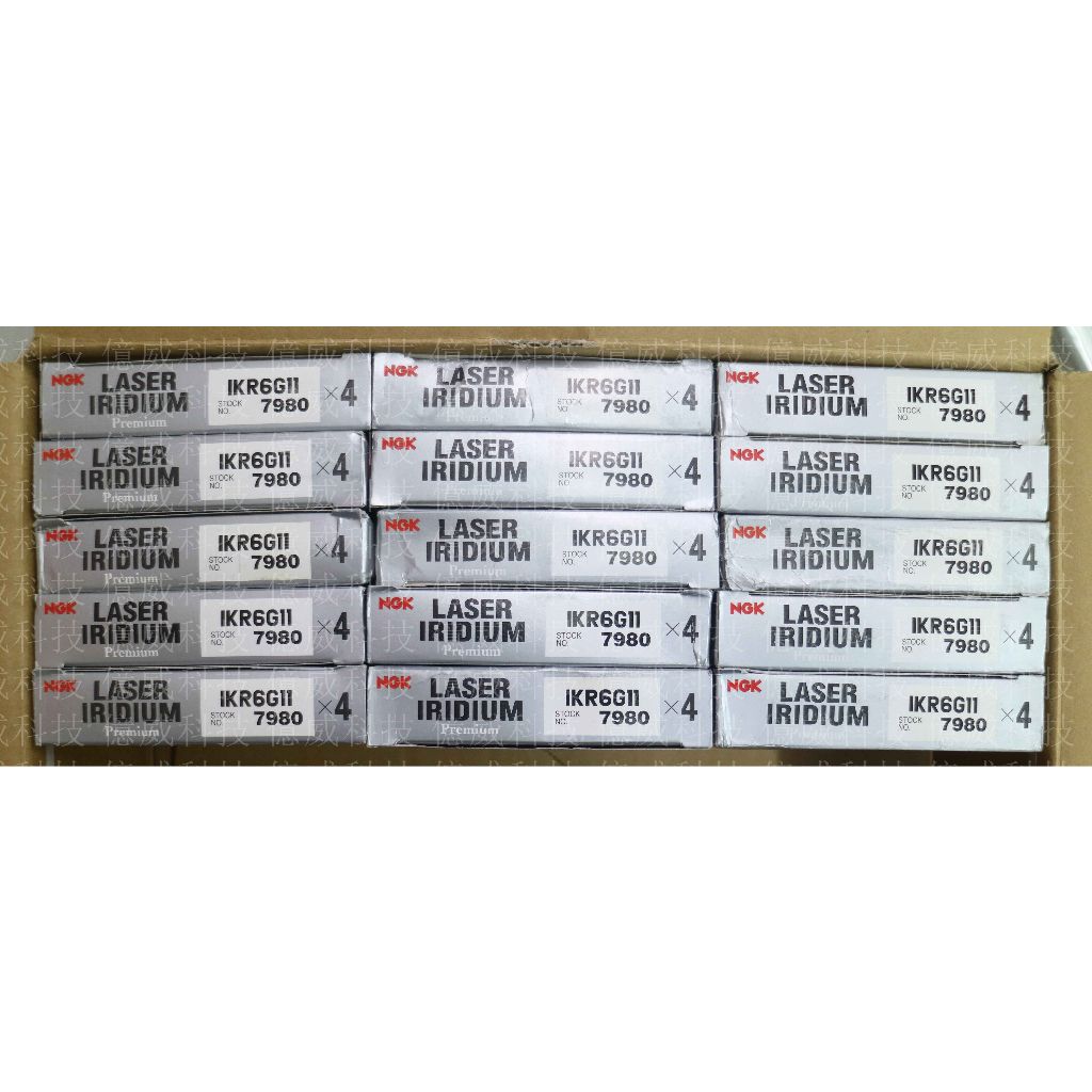 tw-11134207-7qul0-livfa38784si32