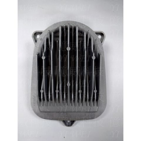 tw-11134207-7r992-lyuk5e9kzva6f9