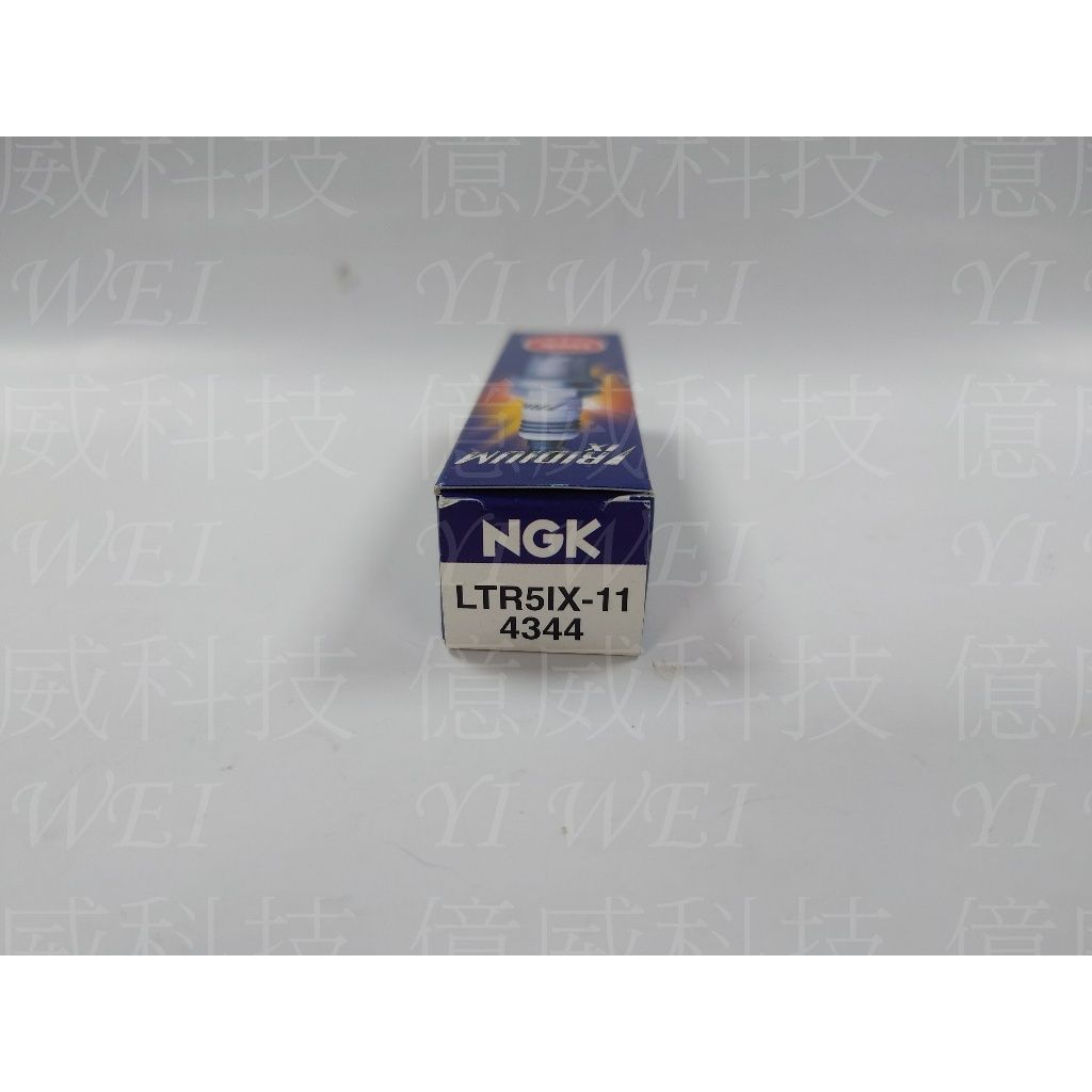 tw-11134207-7r991-lvo00oeuq8d32c