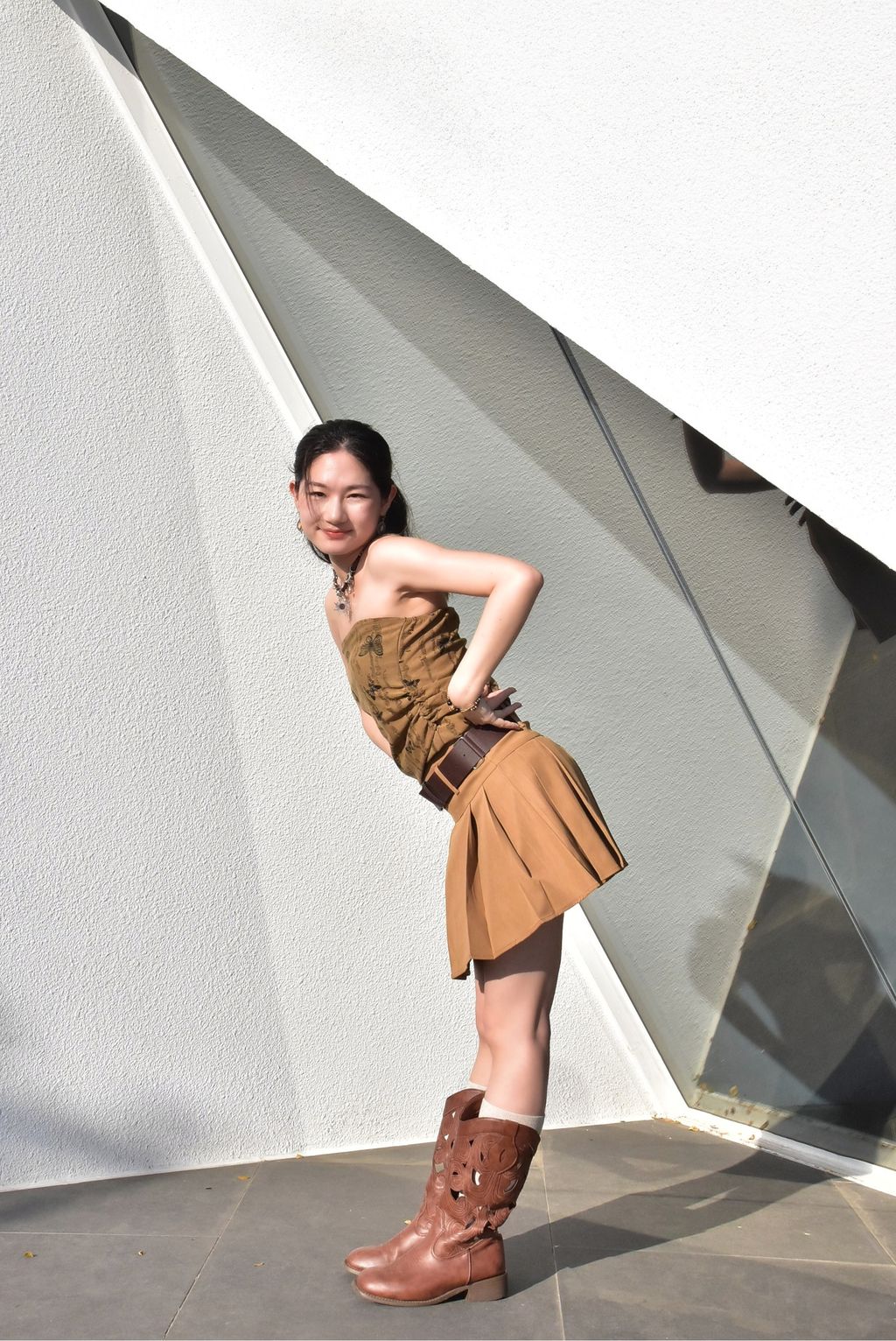 6203百褶短裙附皮帶-2