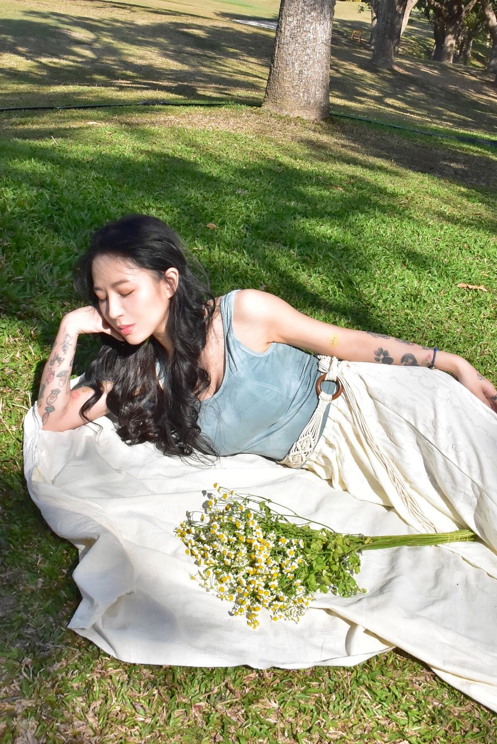 6101B植物紮染｜長款背心bratop｜天空藍-3