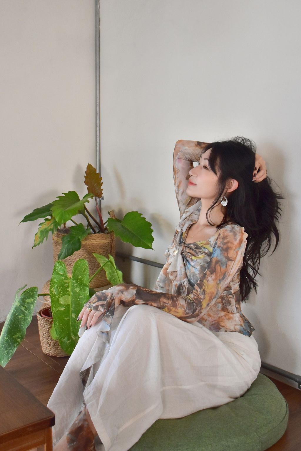 水彩透膚不規則長袖-4