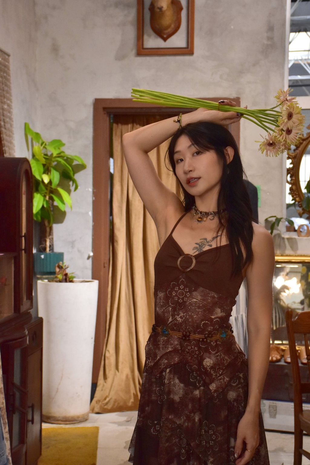 905花卉掛脖拼接吊帶-大地咖-5