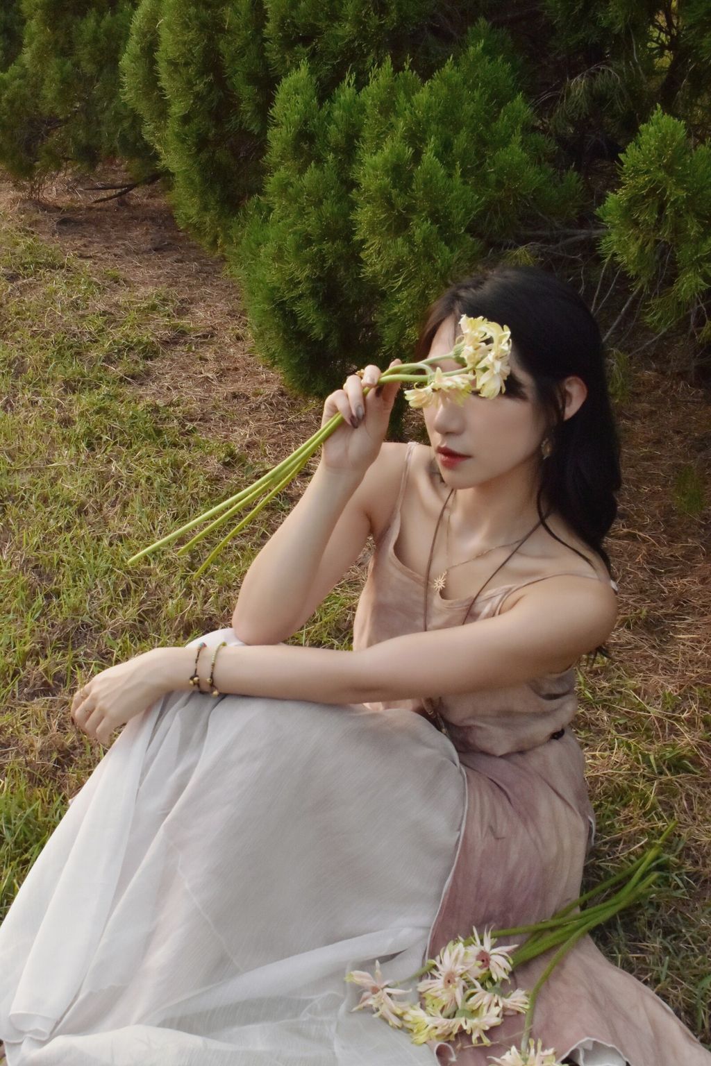 914植物紮染｜仙女下凡吊帶連身裙-鮮花粉-1