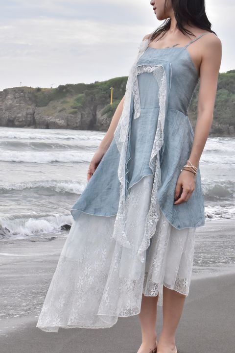 912蕾絲拼接吊帶連身裙-紮染藍