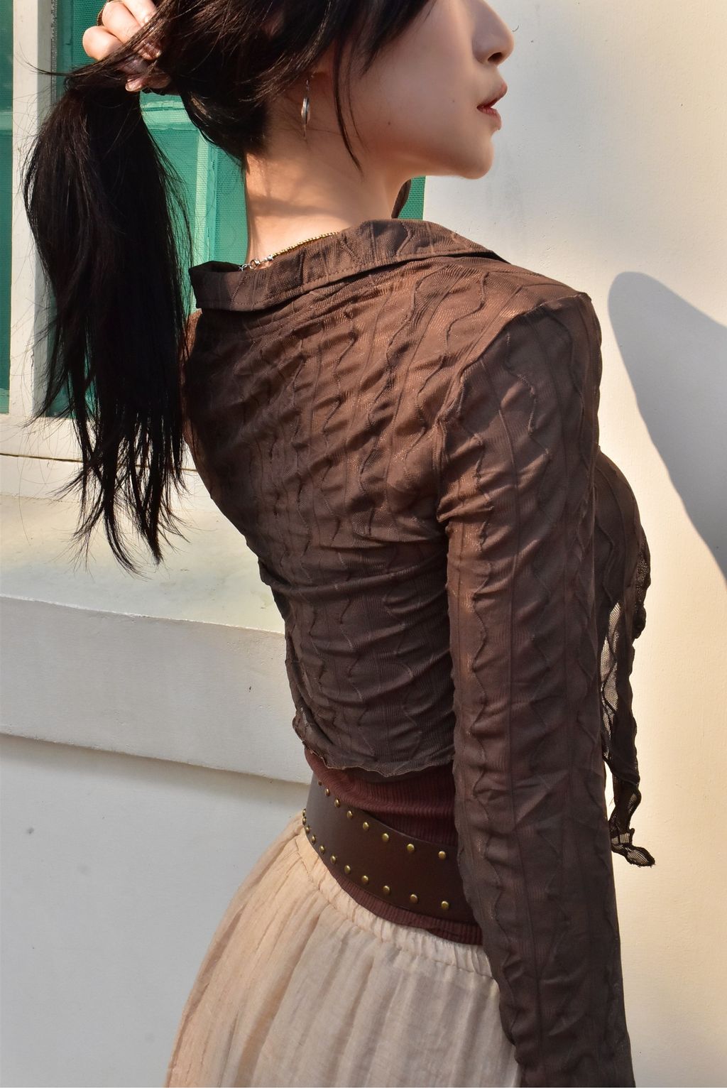 1011波紋透紗襯衫｜大地咖-4