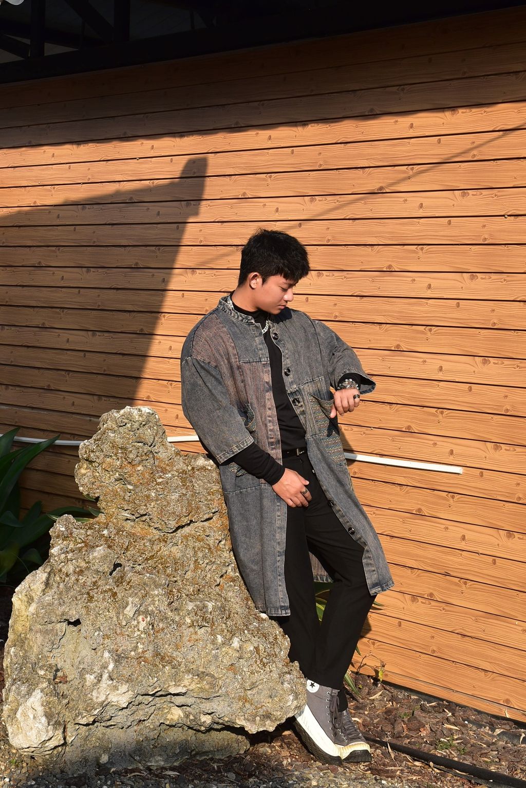 1028中性民族風牛仔拼貼外套-7