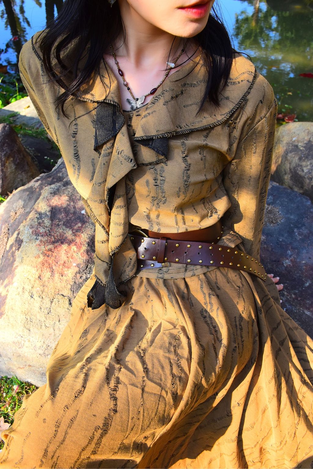 1203解構荷葉領上衣｜亞麻色-7