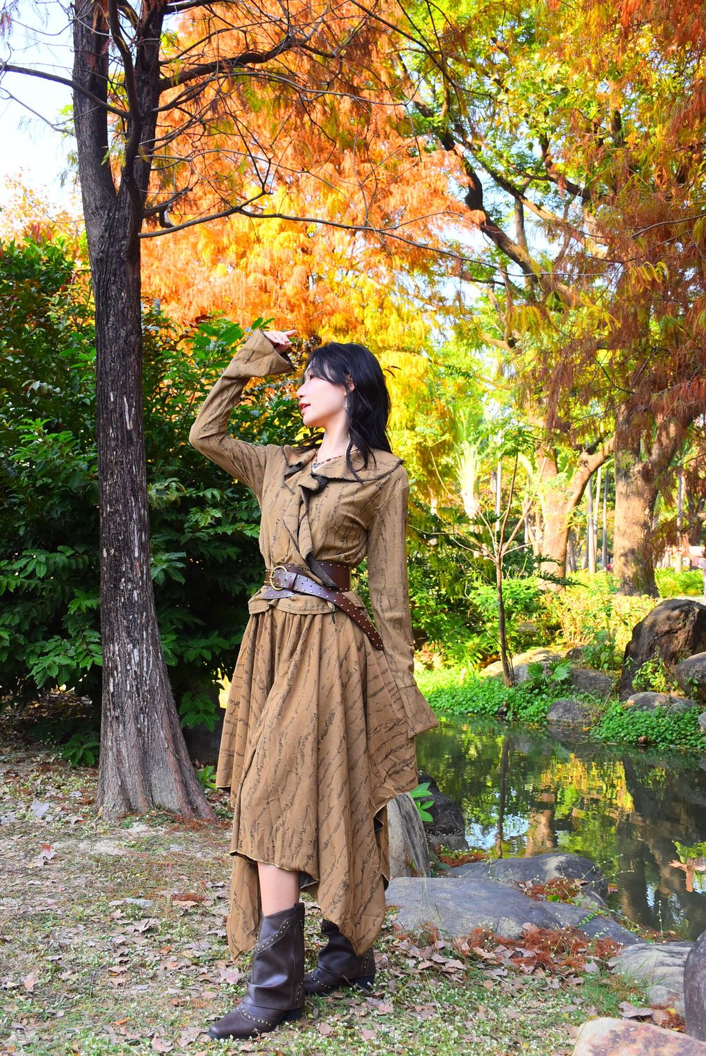 1203解構荷葉領上衣｜亞麻色-9