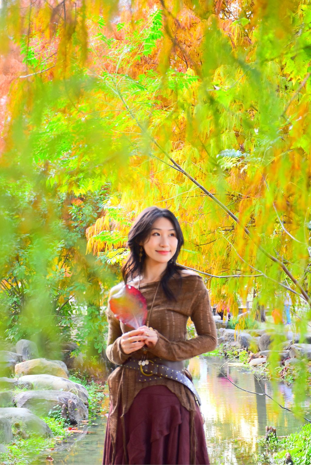 1205鏤空針織寬領上衣｜楓葉咖-6