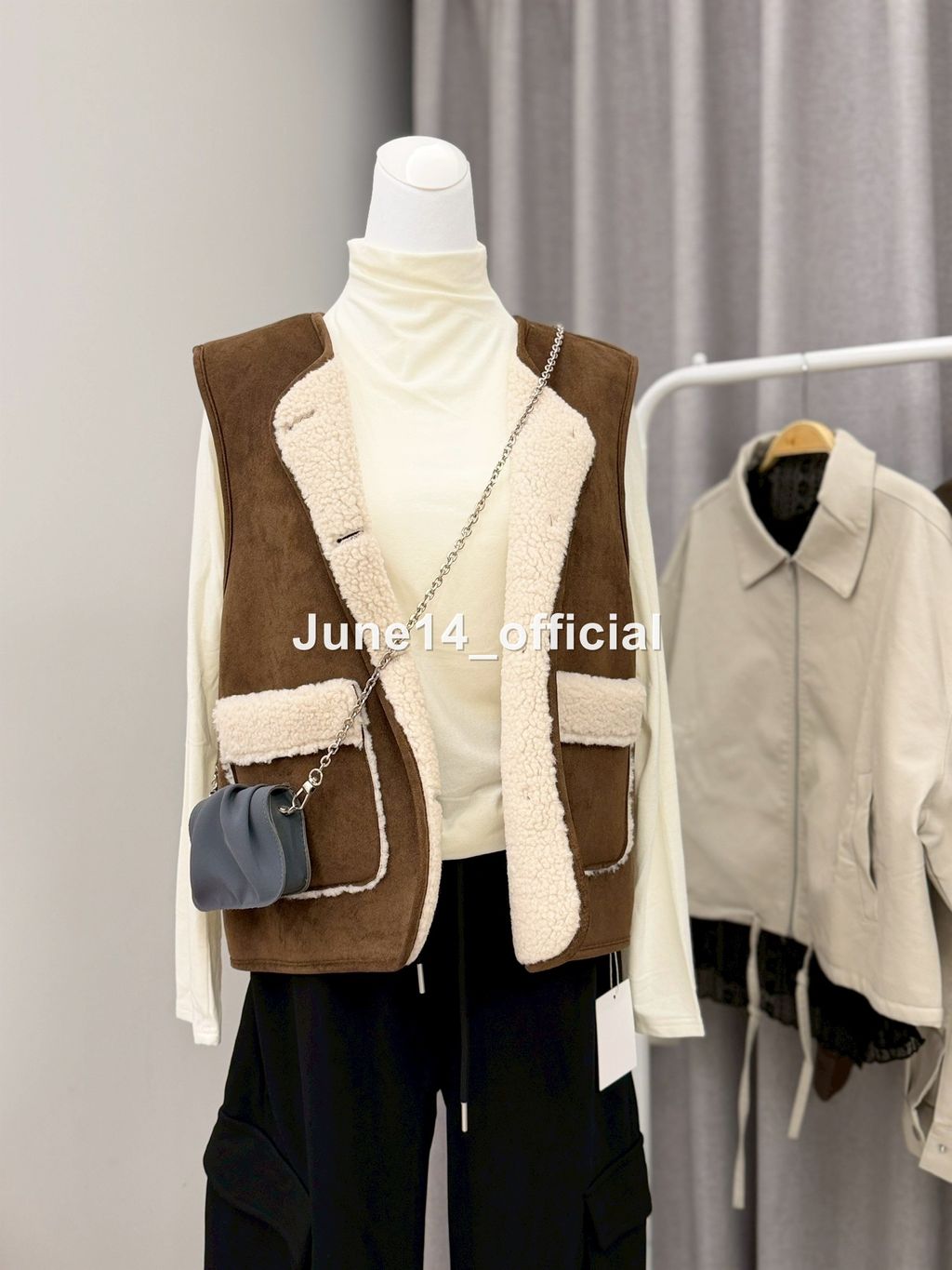 LINE_ALBUM_20251114_251114_36