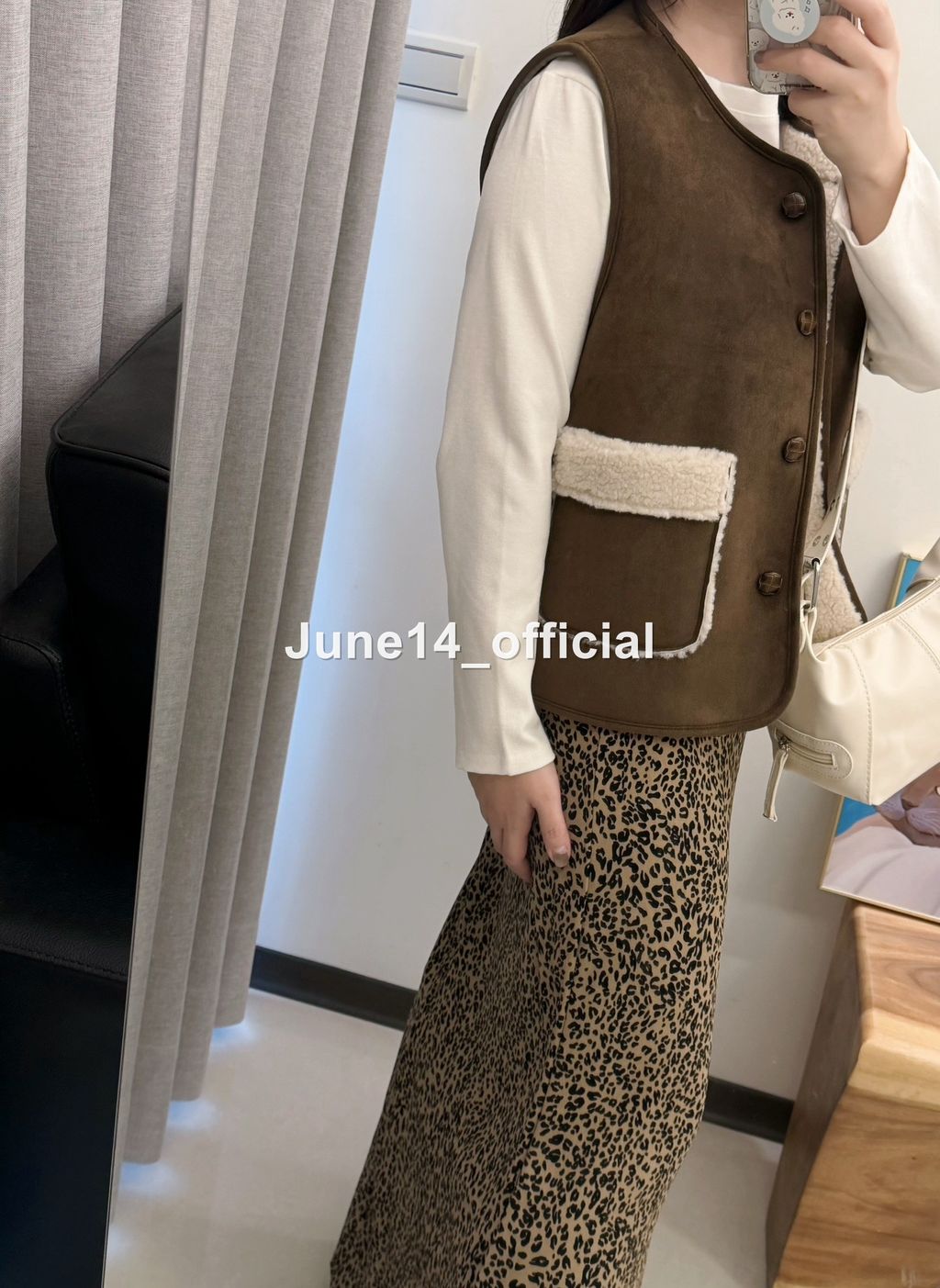 LINE_ALBUM_20251114_251114_53