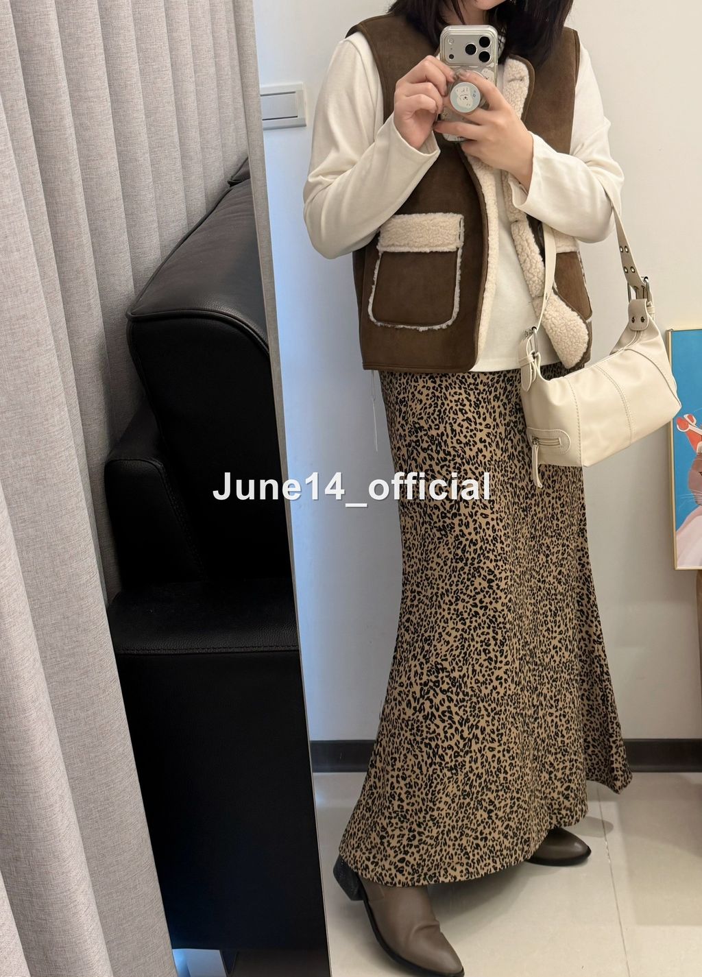 LINE_ALBUM_20251114_251114_50