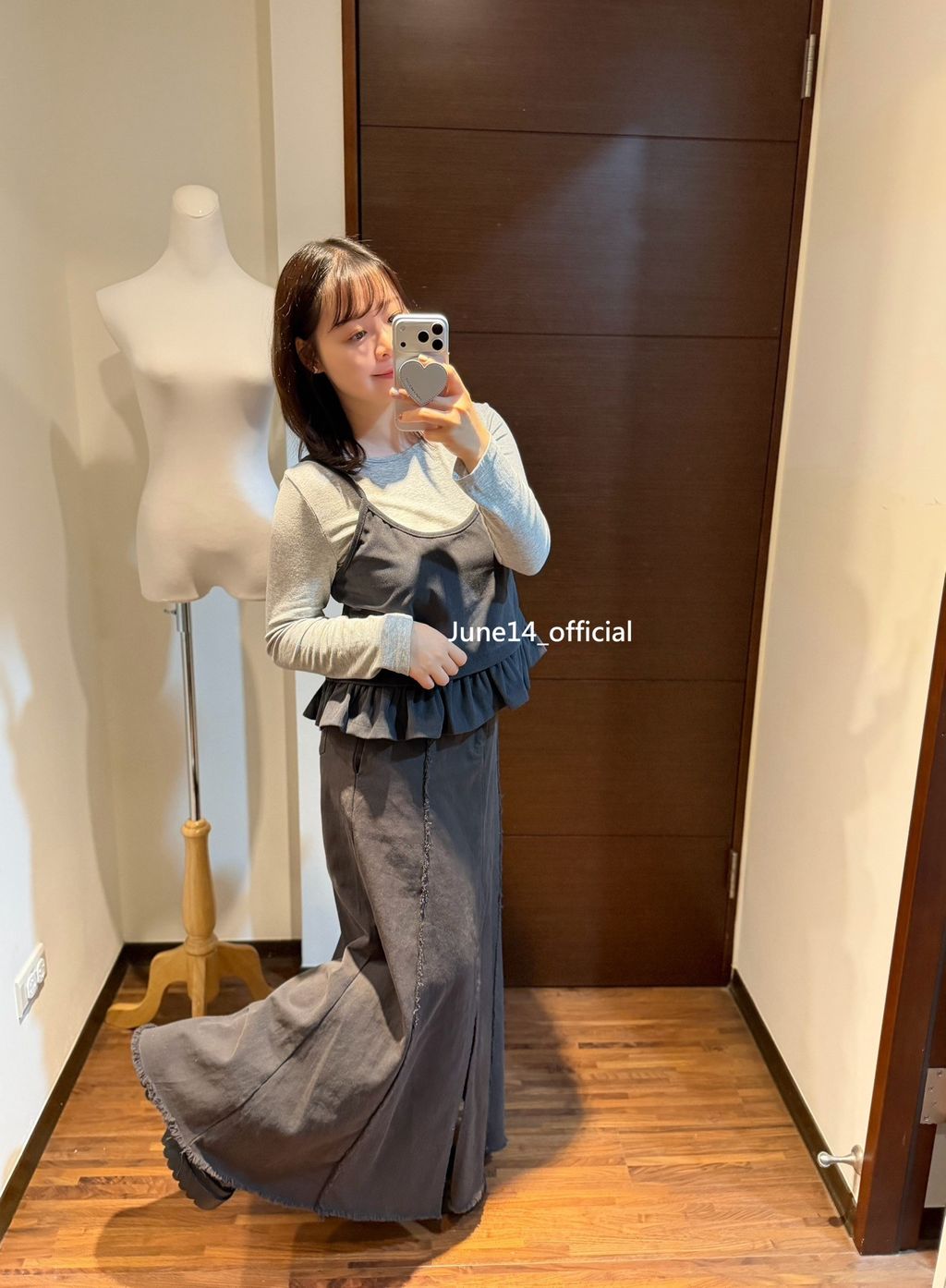 LINE_ALBUM_20251221_251221_12