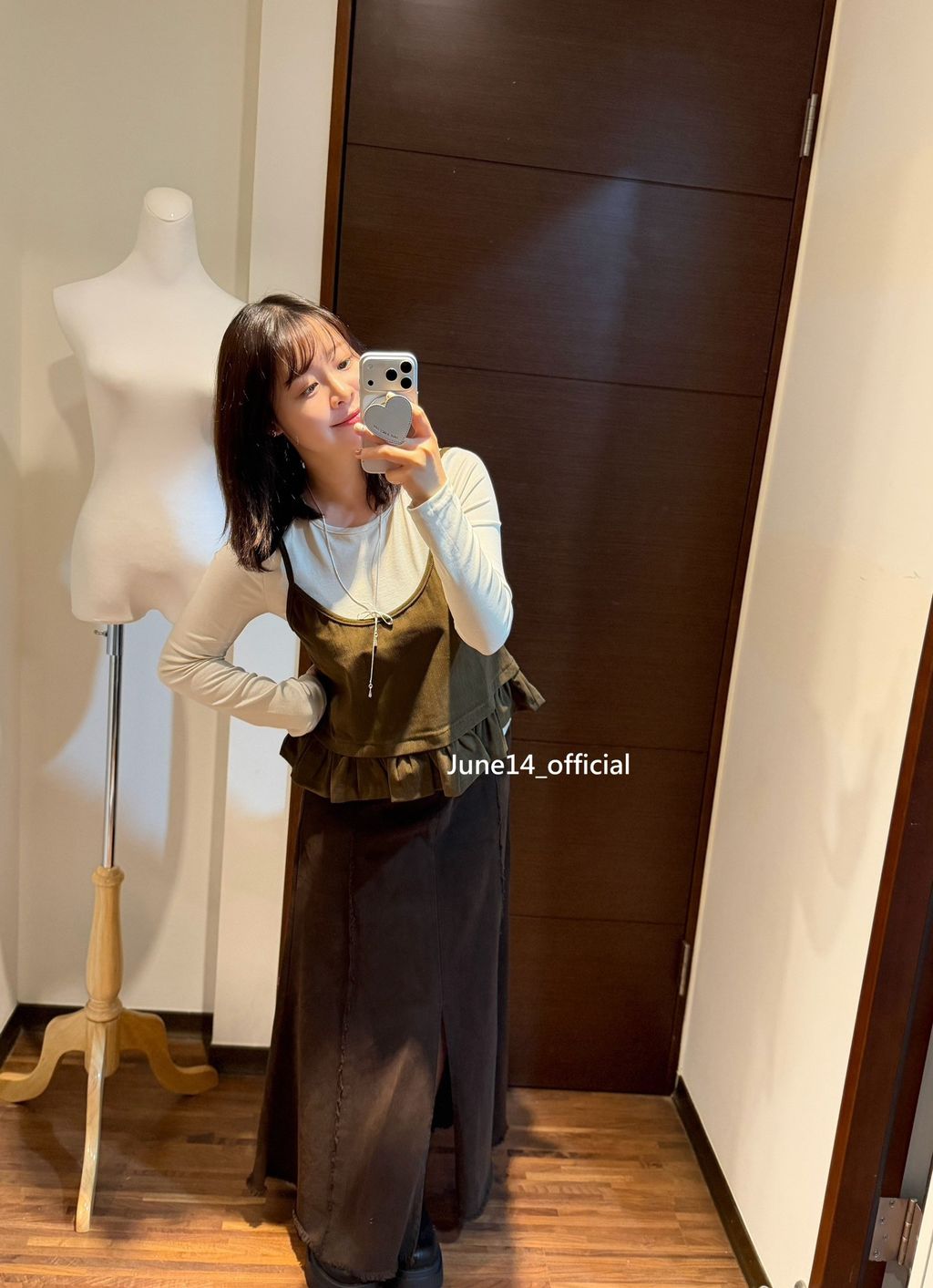 LINE_ALBUM_20251221_251221_18