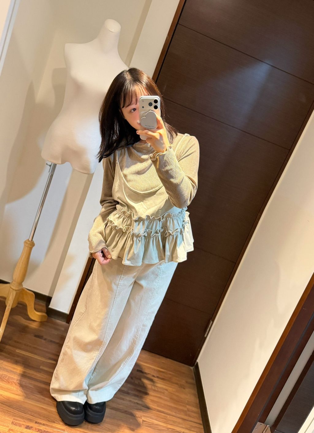 LINE_ALBUM_20251221_251221_21