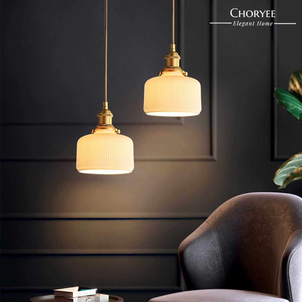 03-choryee-vintage-brass-glass-pendant-light-double-installation