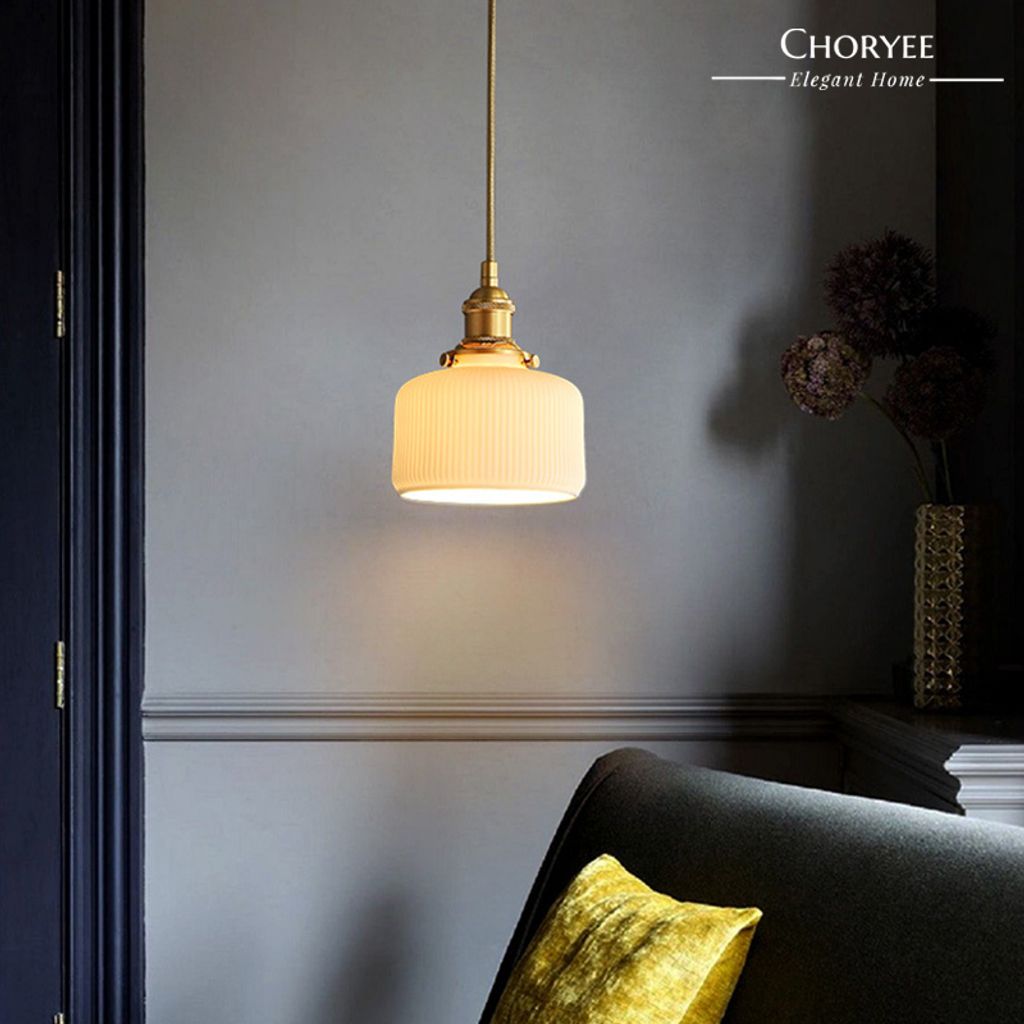 05-choryee-vintage-brass-glass-pendant-light-modern-interior