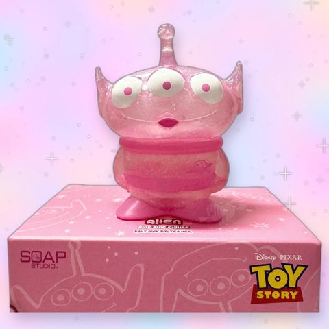 toystory-alien-standing-galaxybg