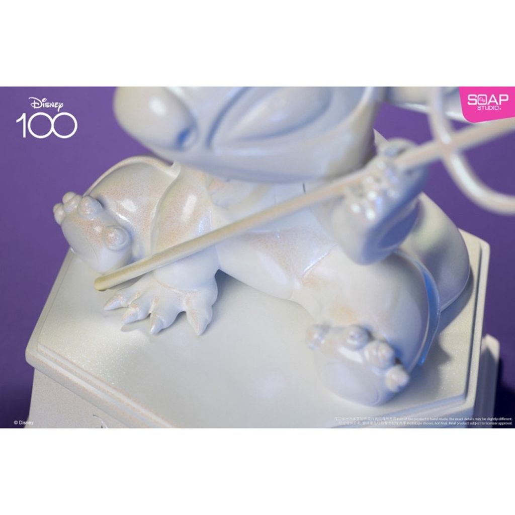 tw-11134207-7r990-lrrjma2i0dzm3e