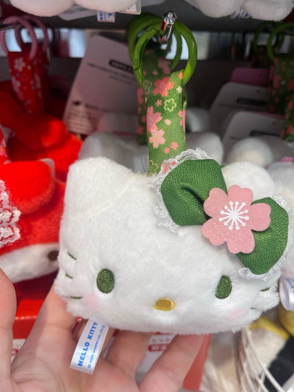 photo_6163219250642882510_y