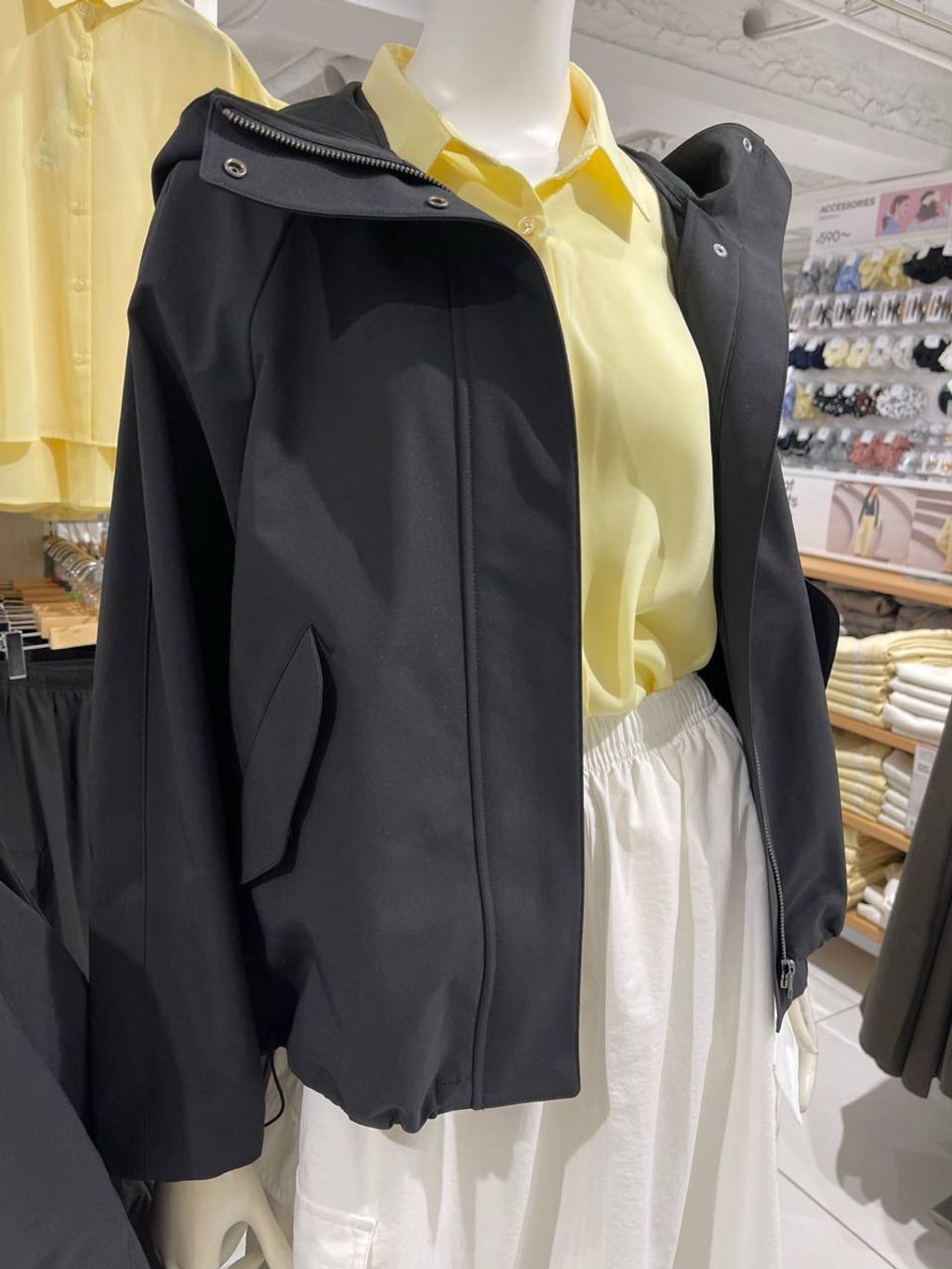 photo_6165607269639327134_y