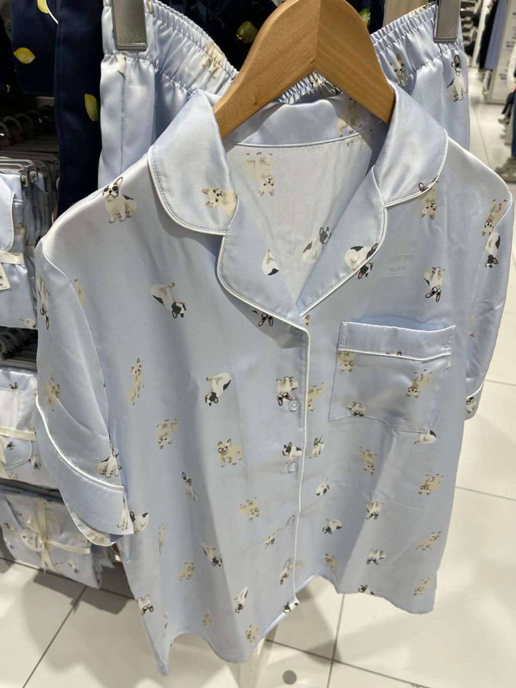 photo_6165607269639327148_y