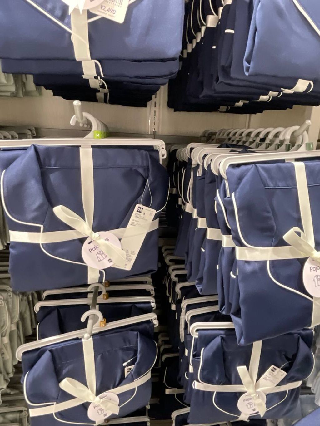 photo_6165607269639327156_y