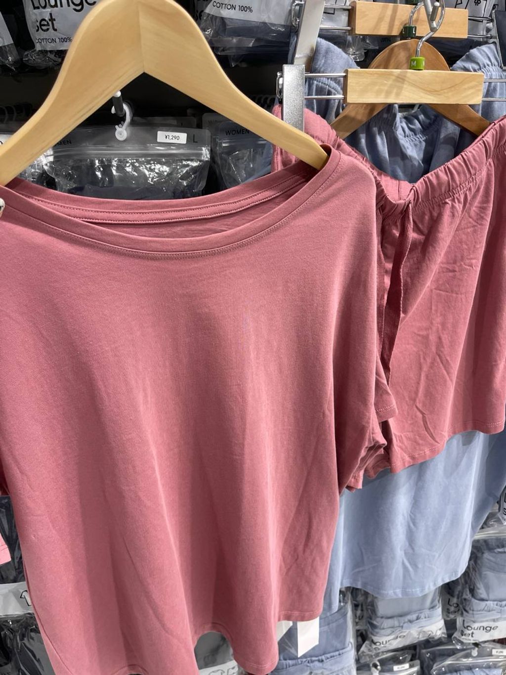 photo_6165607269639327158_y