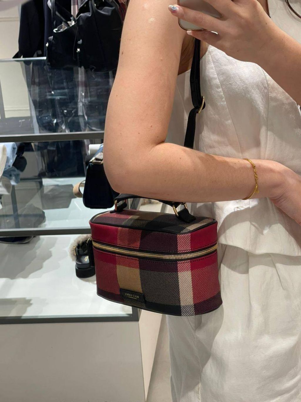 photo_6174795016434290382_y (1)