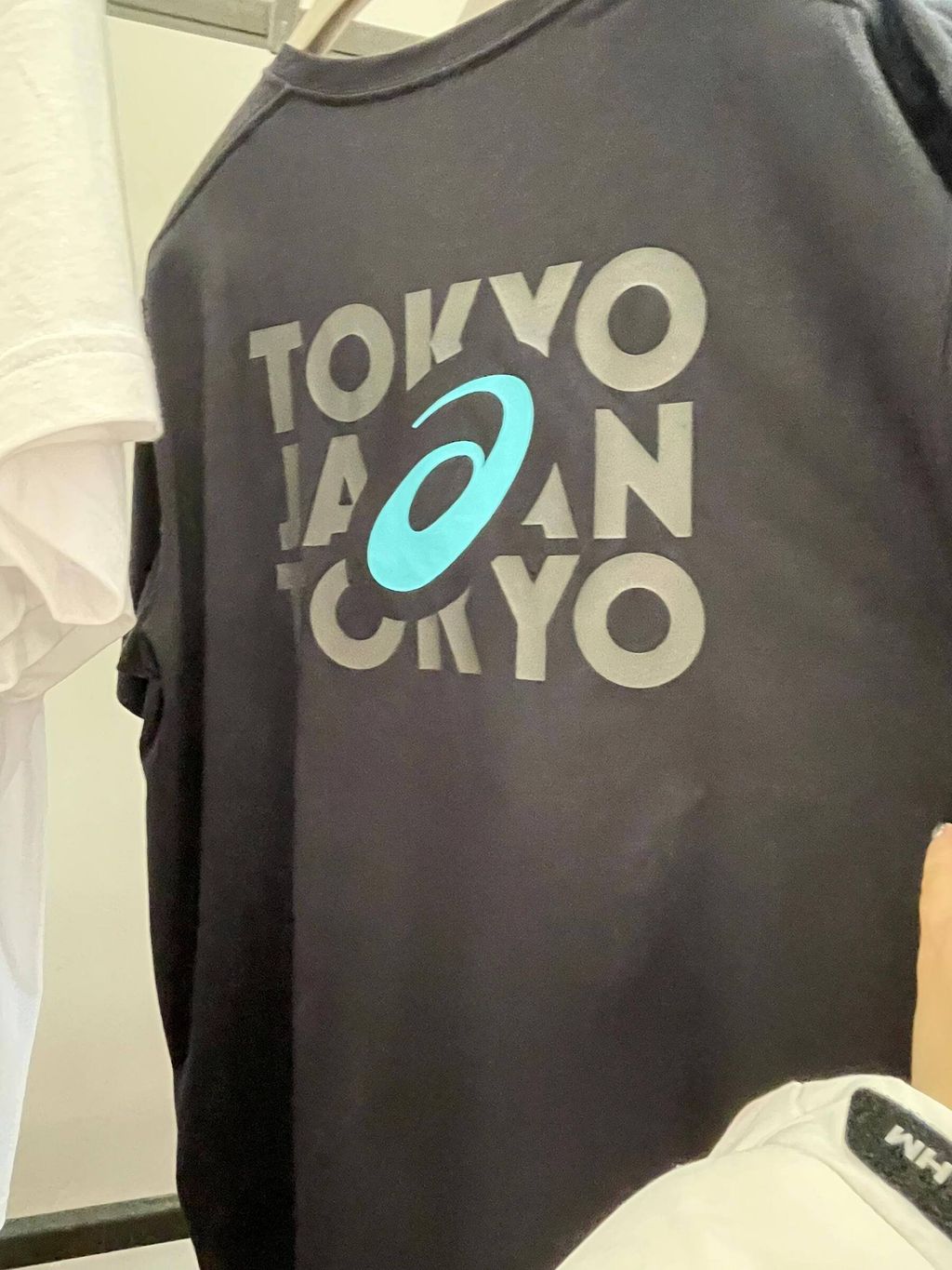 photo_6174795016434290403_w