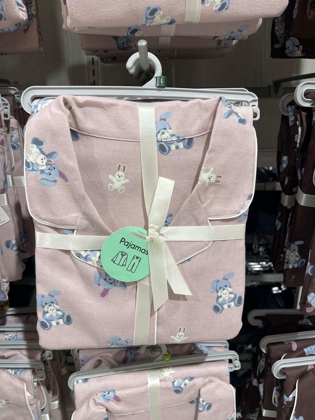 5d400afd-8d55-458a-93cd-f5d97c264c4b