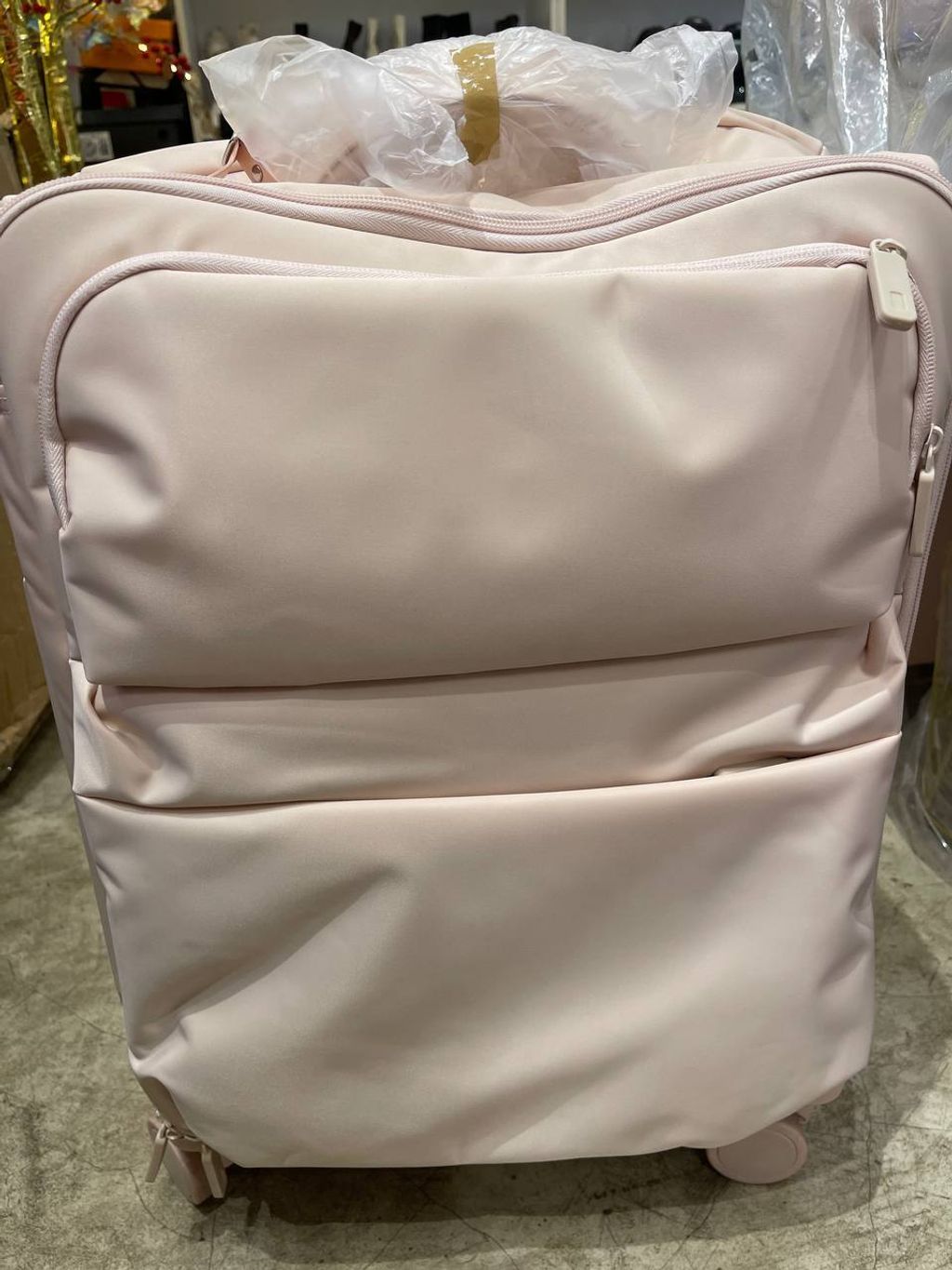 1c15e63d-4ecc-41aa-8585-ff35e2d8abab