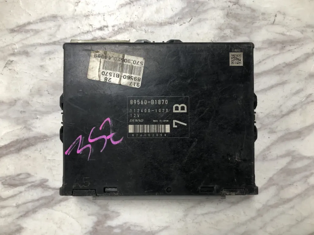 7B 89560-B1870 (1)