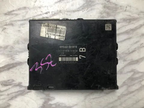 7B 89560-B1870 (1)