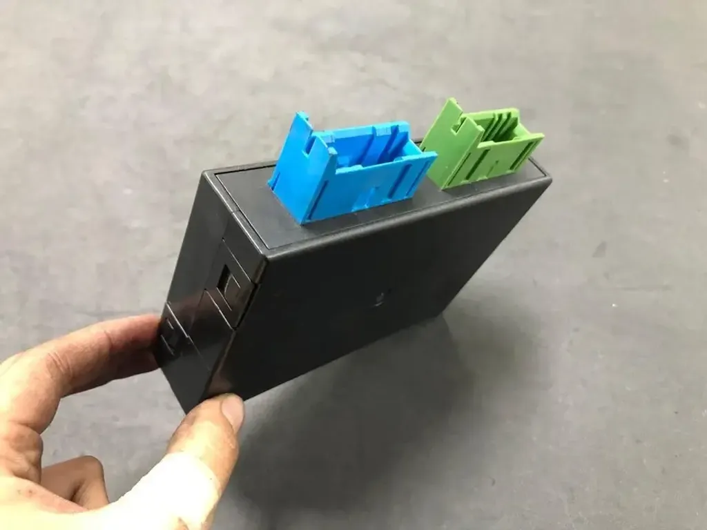 BMW 601-0700-001 (4)