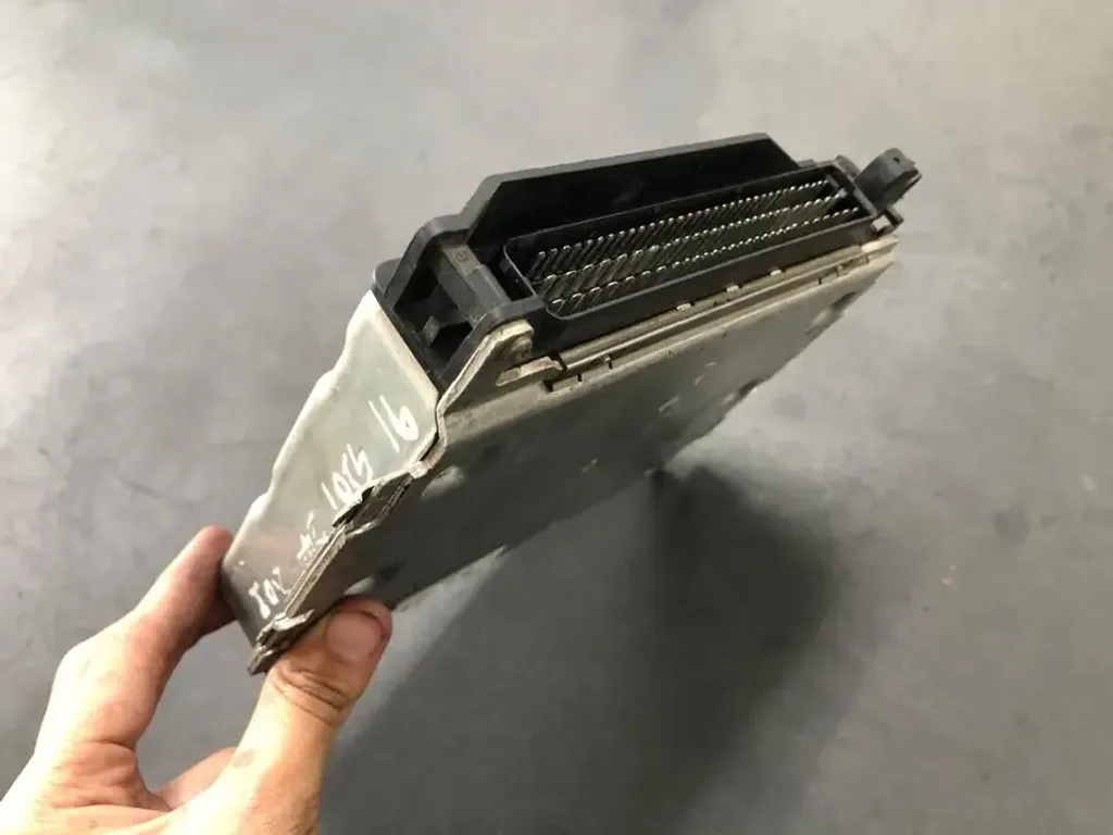 BMW 0-261-200-403 (3)