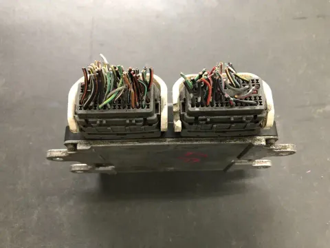 MAZDA 88 LFS3-18-881A (2)