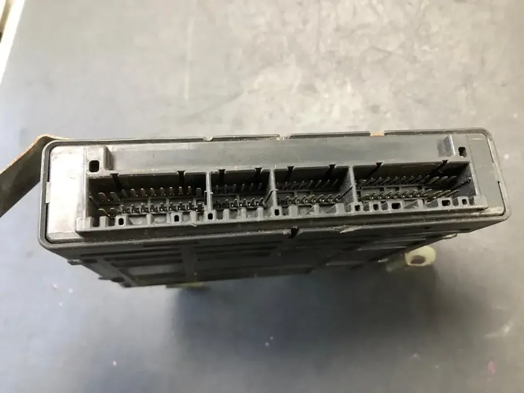 MAZDA WLF8-18-881A (3)